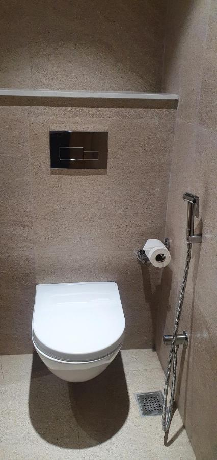 Hotel Klg Altoria Chandīgarh Dış mekan fotoğraf